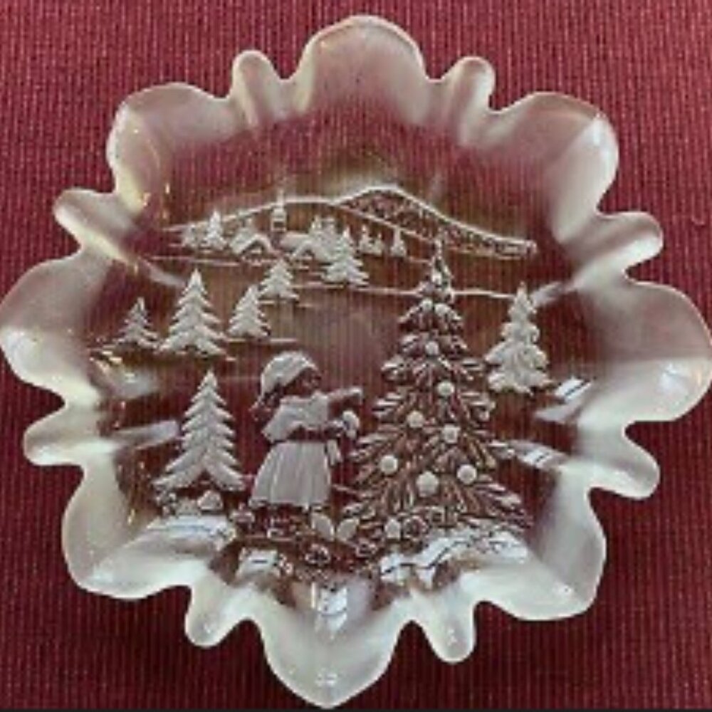 MIKASA Christmas Story Plate Footed Bon Bon 9 3/4" made in Germany